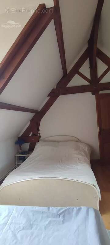 Maison à PERS-EN-GATINAIS