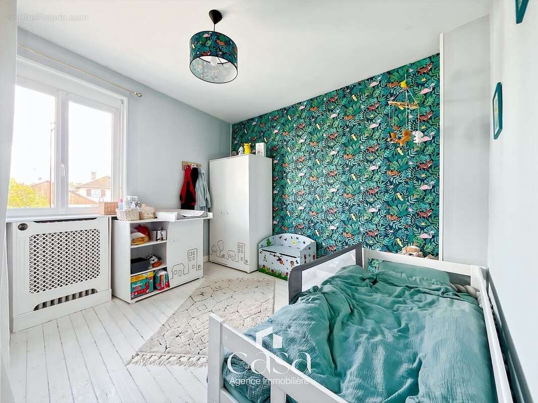 Maison à SAINT-MARTIN-DE-FONTENAY