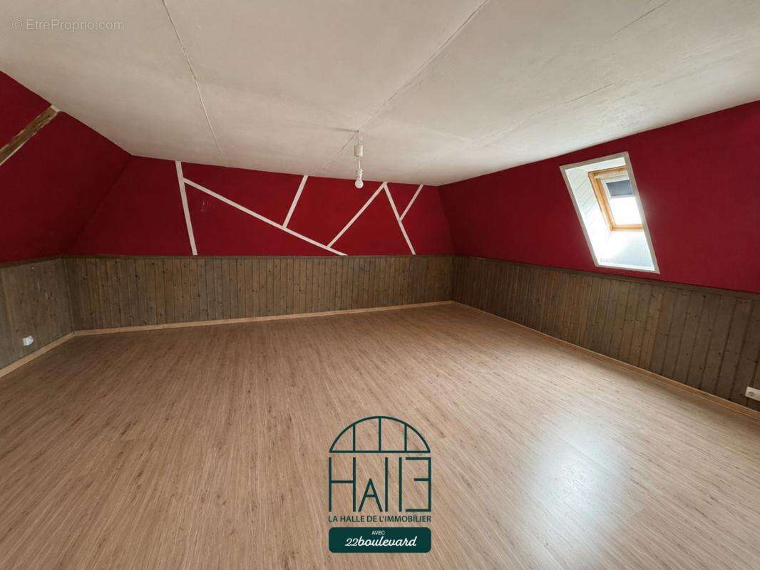 Maison 256 m² à Ladignac-Le-Long  - photo 7