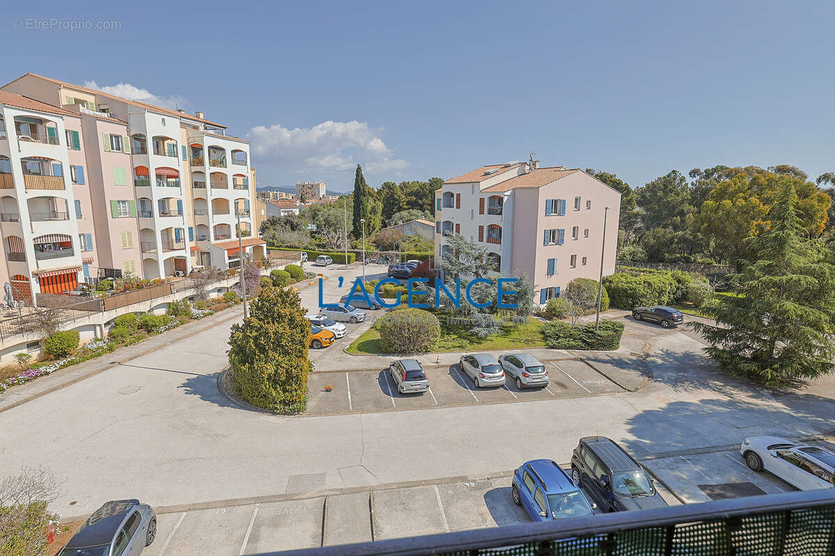 Appartement à HYERES