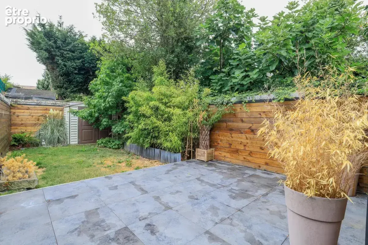 Maison de 8 pièces de 177 m² à Loos - photo 13