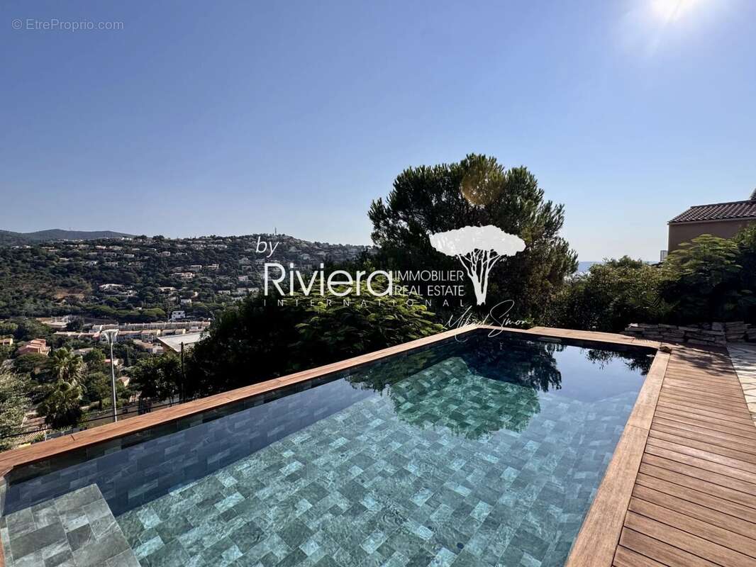 Villa avec Piscine et Vue Mer !!! - photo 22