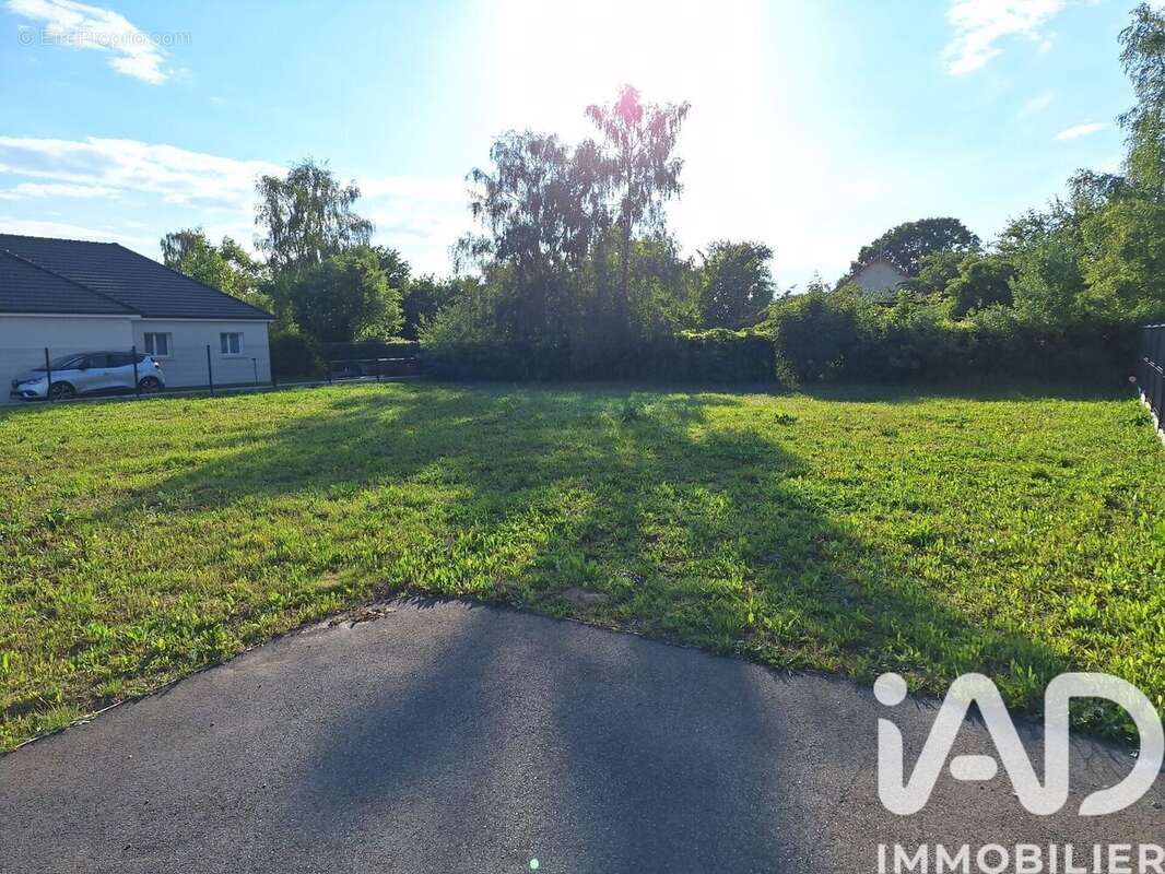 Terrain 625 m² à Aigleville  - photo 2