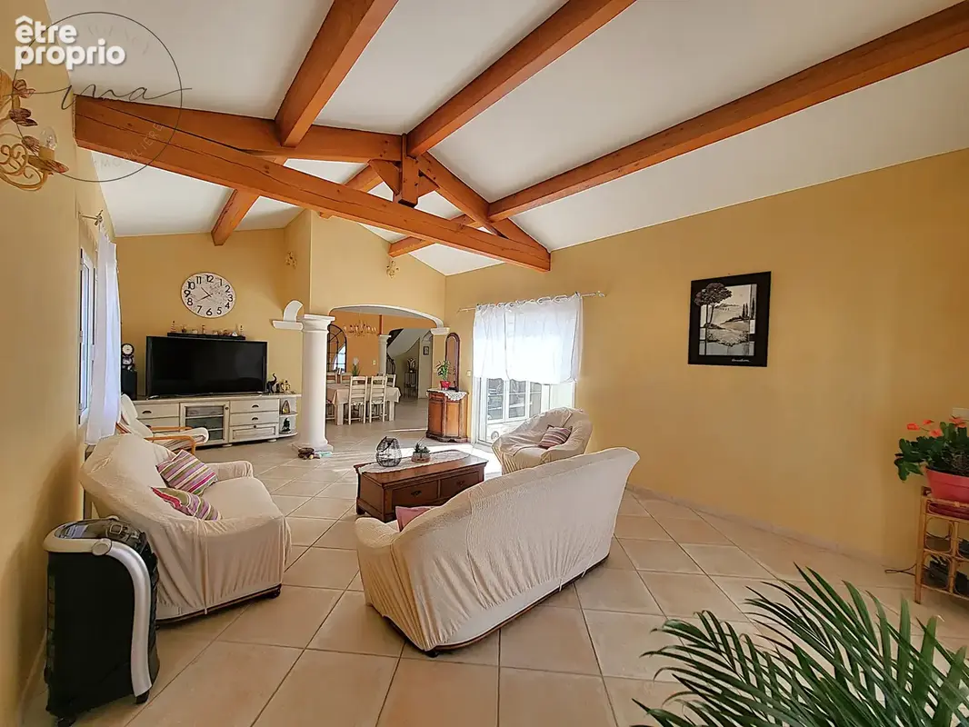 Caux - Proche Pézenas -Élégante villa de 175 m2, 4 chambres, piscine, garage, terrain clos de 855 m2 - photo 11