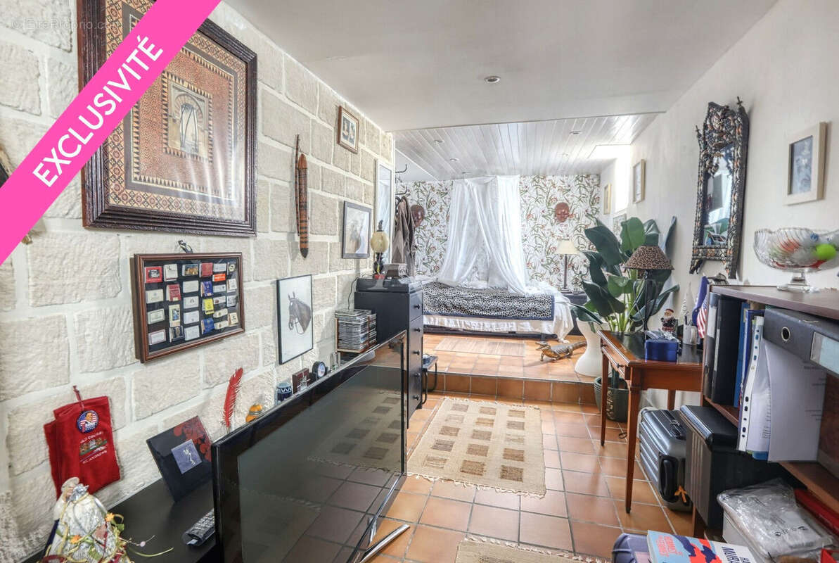 Appartement à HARDRICOURT