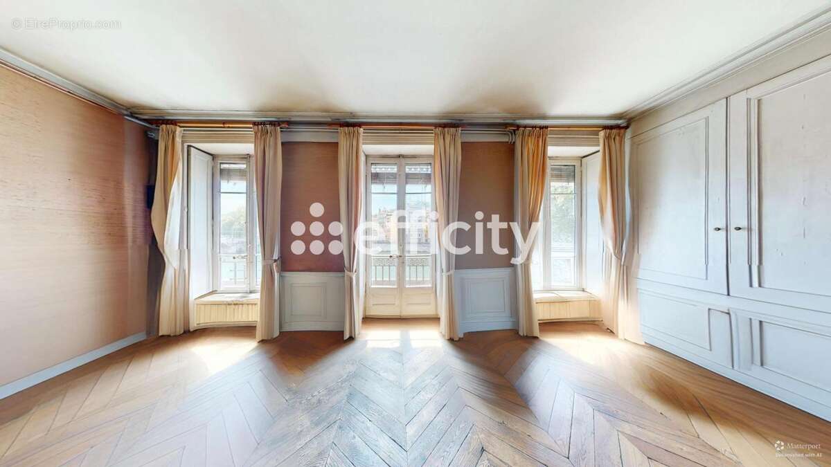 Appartement à LYON-1E