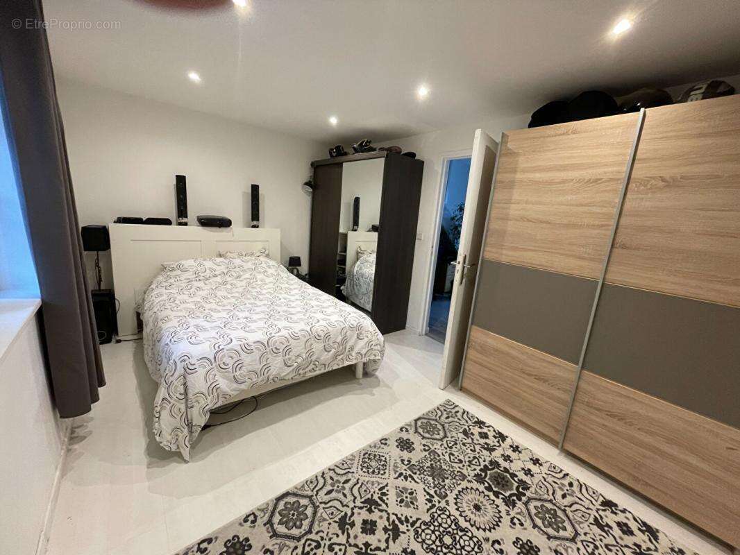 28700 CHAMPSERU 100 m2 terrain 900 m2 - photo 6