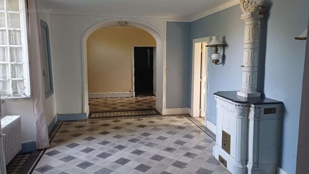 Maison de maitre à Cluis 8 pièce(s) 294 m2 - photo 3