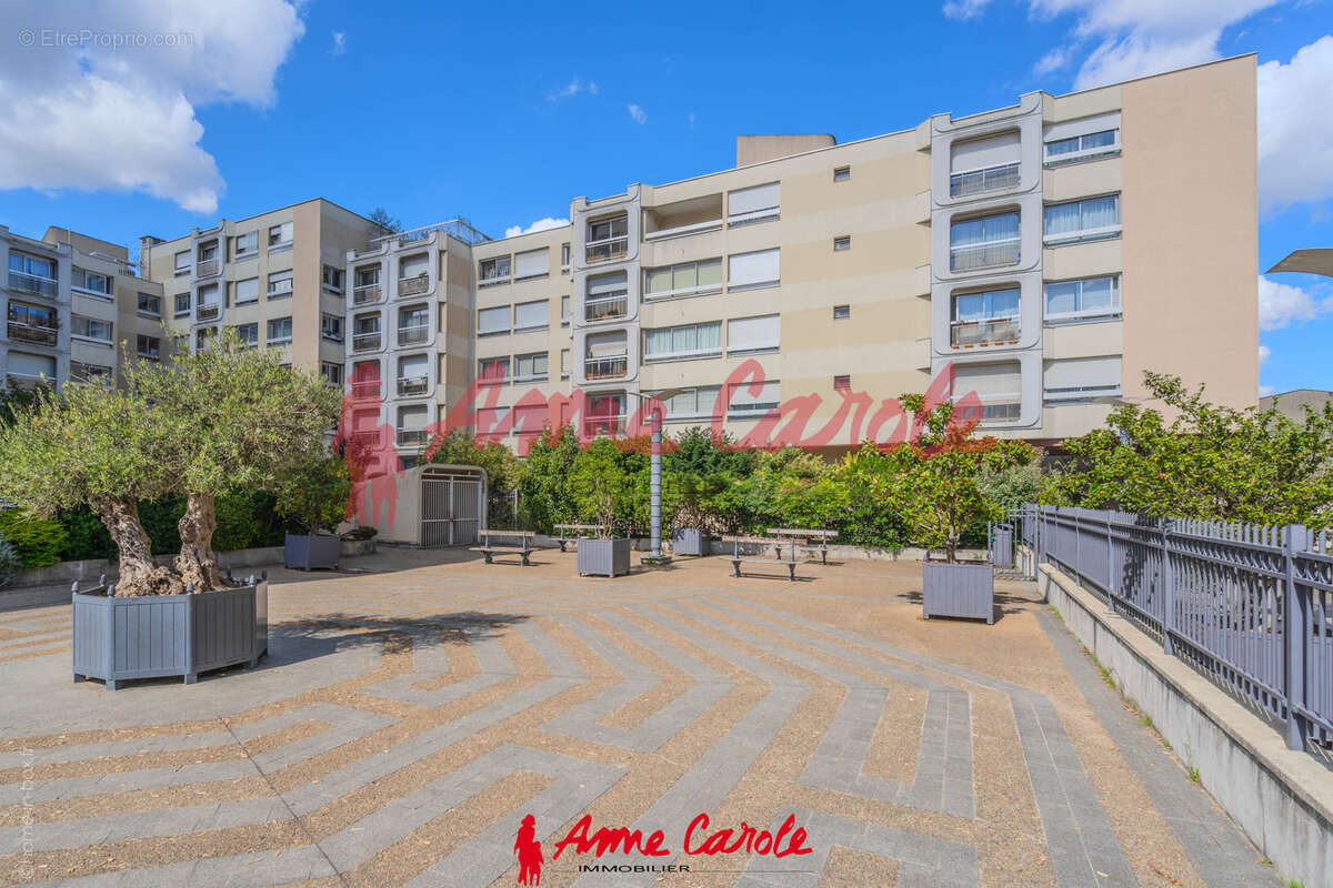 Appartement à NOGENT-SUR-MARNE