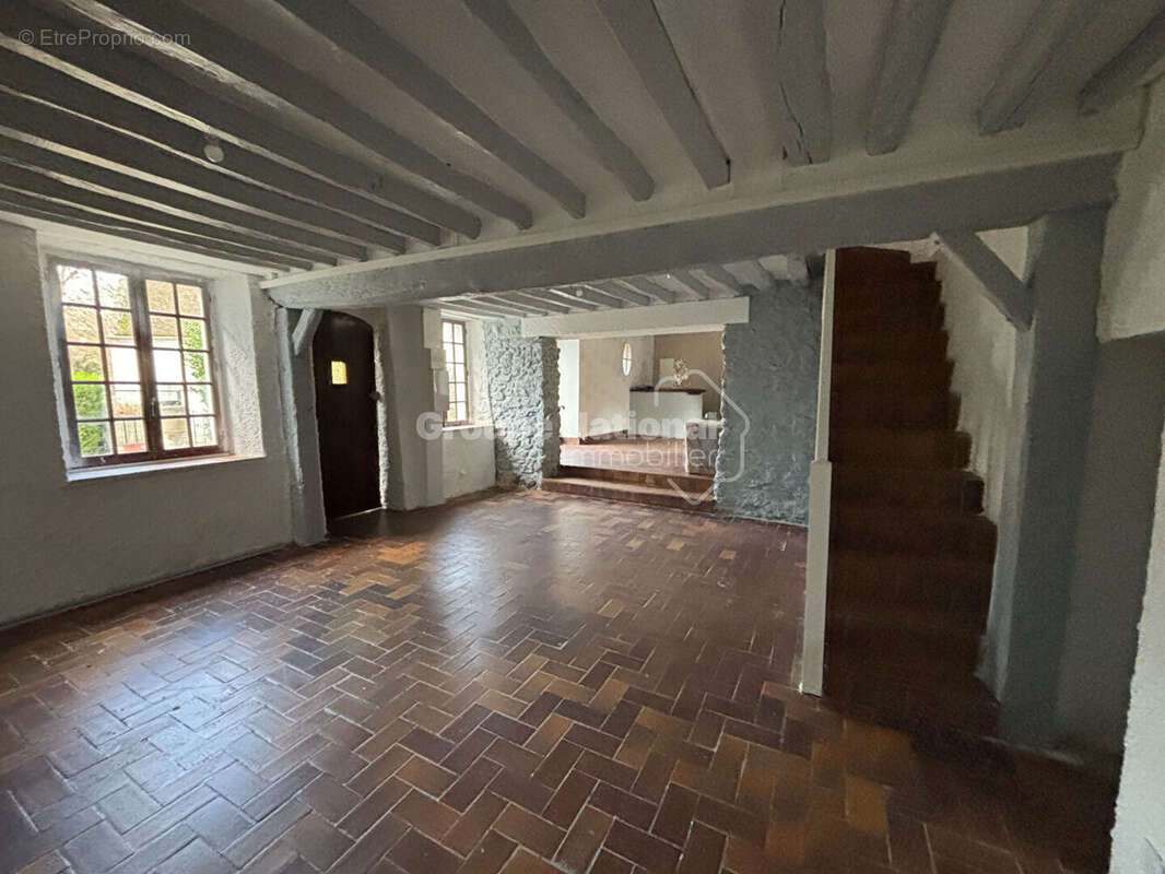 Maison à PIERREFONDS