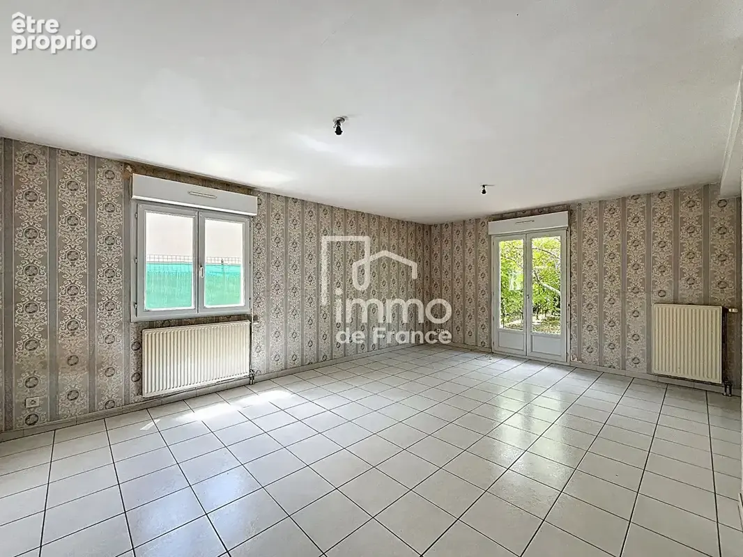 Maison Oyonnax 4 pièce(s) 100 m2 - photo 5