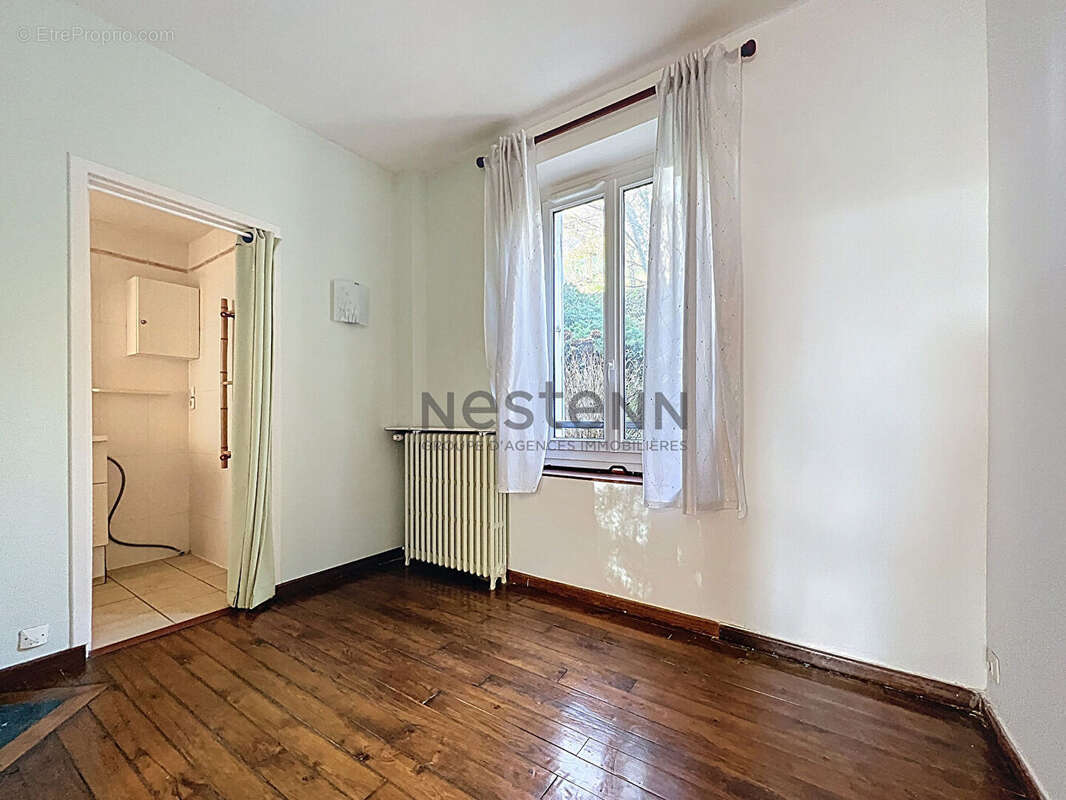 Appartement à VILLENEUVE-SAINT-GEORGES