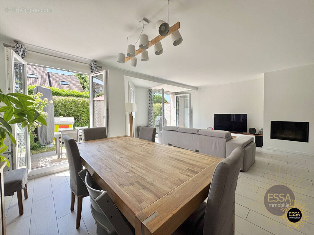 Maison à NOISY-LE-ROI