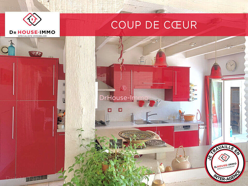Maison 220 m² à Saint-Martial-D'albarede  - photo 16