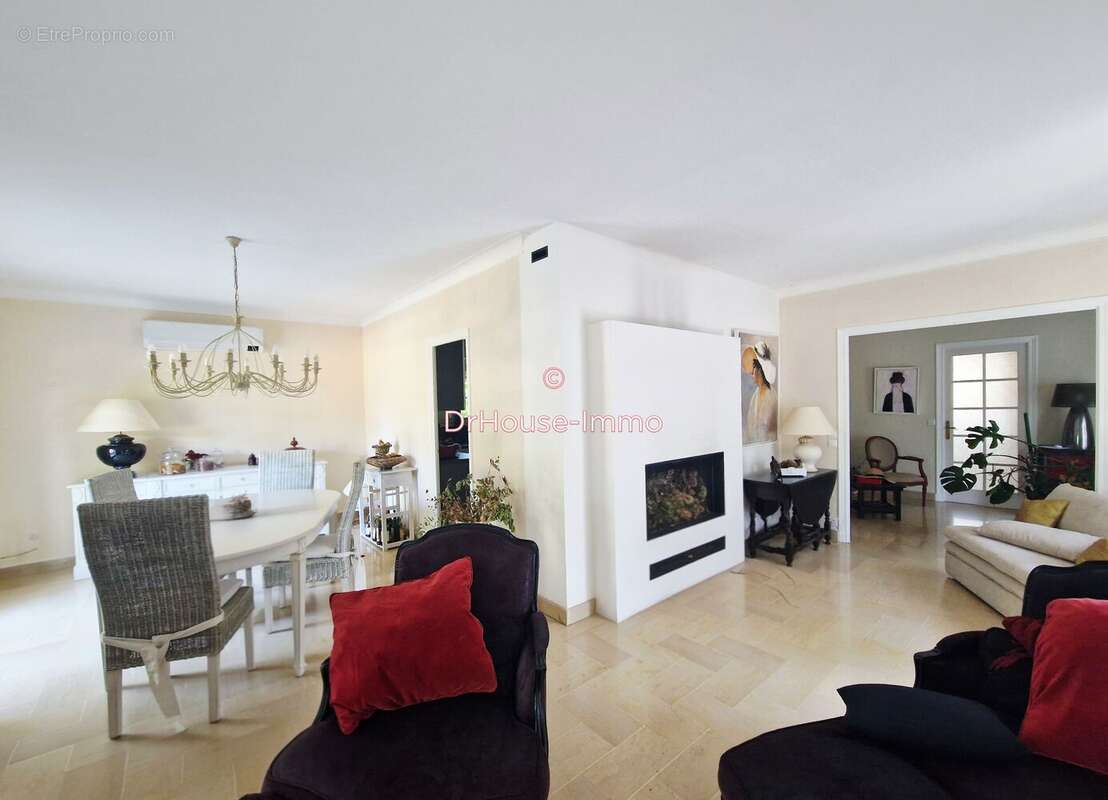 Maison 124 m² à Le Grand-Serre  - photo 8