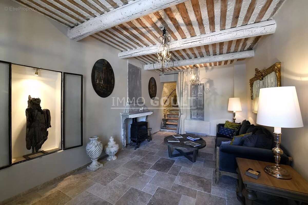 Maison à GOULT