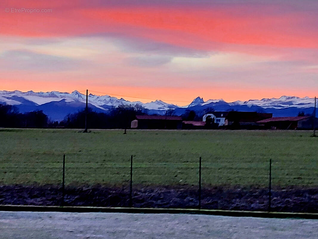 Maison à POEY-DE-LESCAR