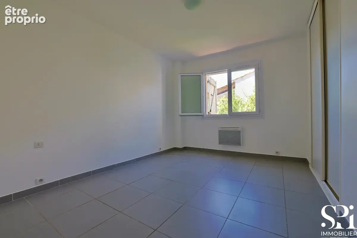 Vente maison Pierrefeu-du-Var (83)   Maison 195m2 au sol divisée 2 appartements   Terrain 1 740 m2 - photo 30