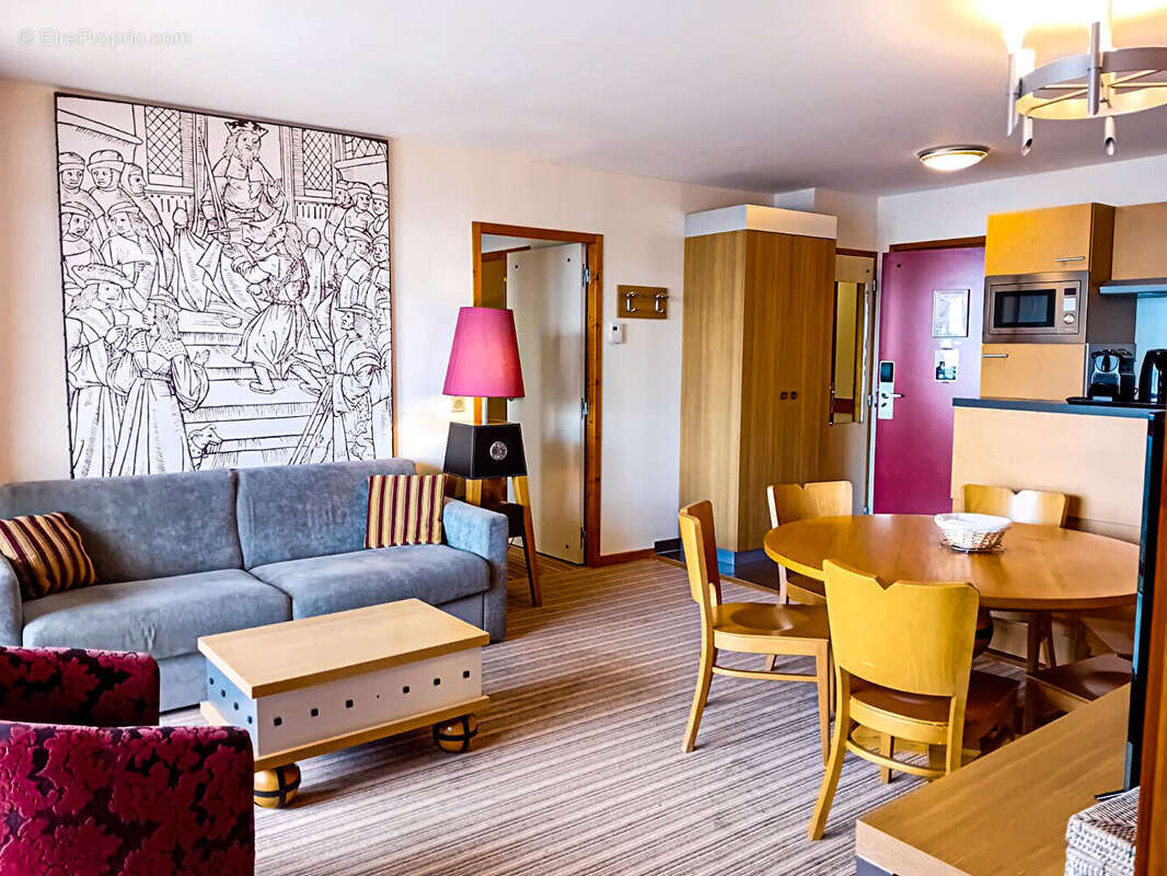 Appartement à LES CHAPELLES