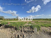 Terrain à VILLEDIEU-LES-POELES