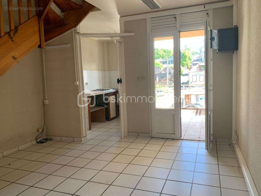Appartement à BASSE-TERRE