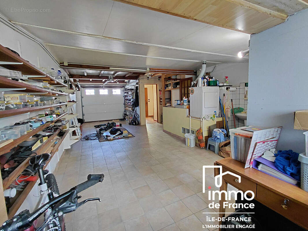 Maison à PLAISIR