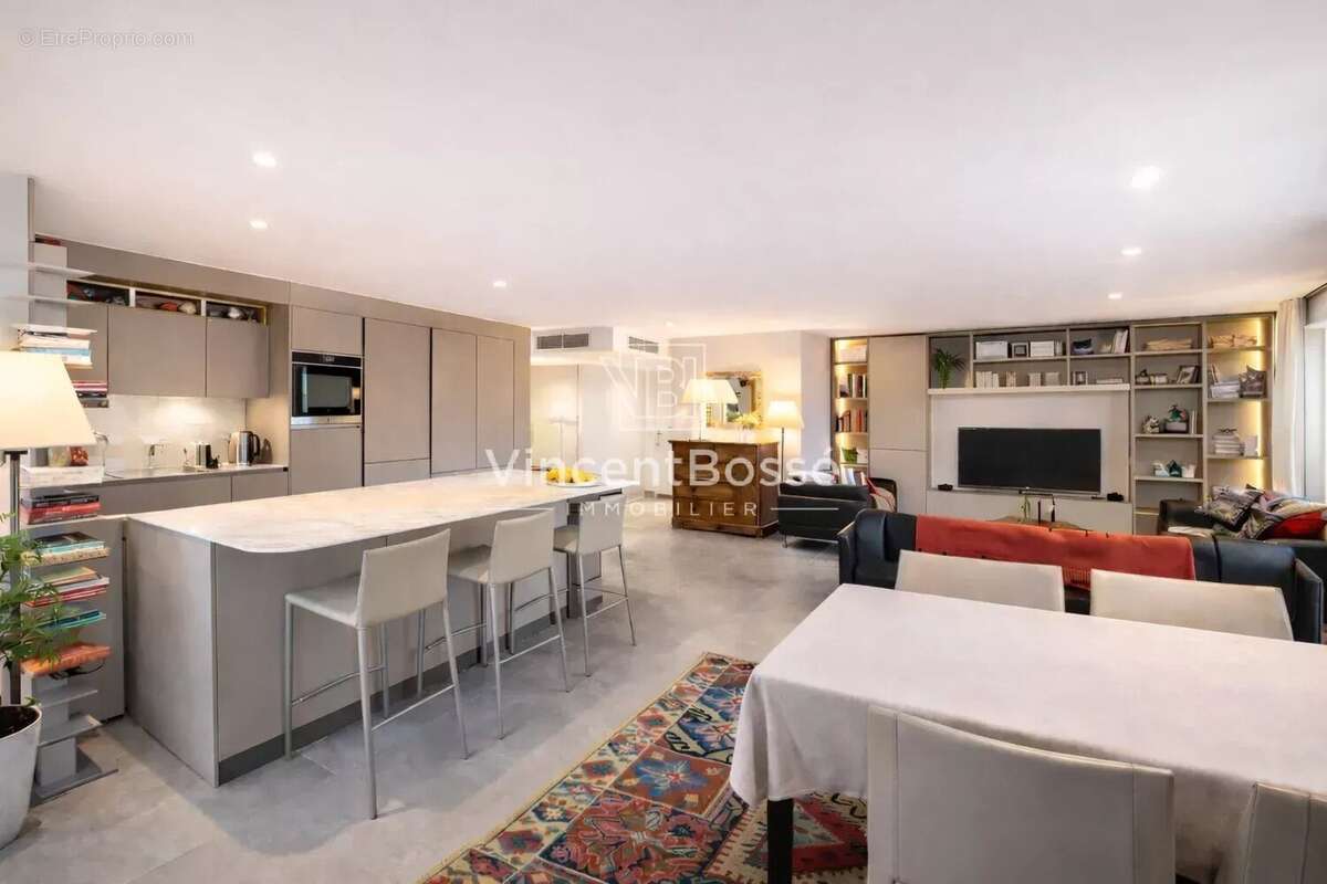 Appartement à MOUGINS