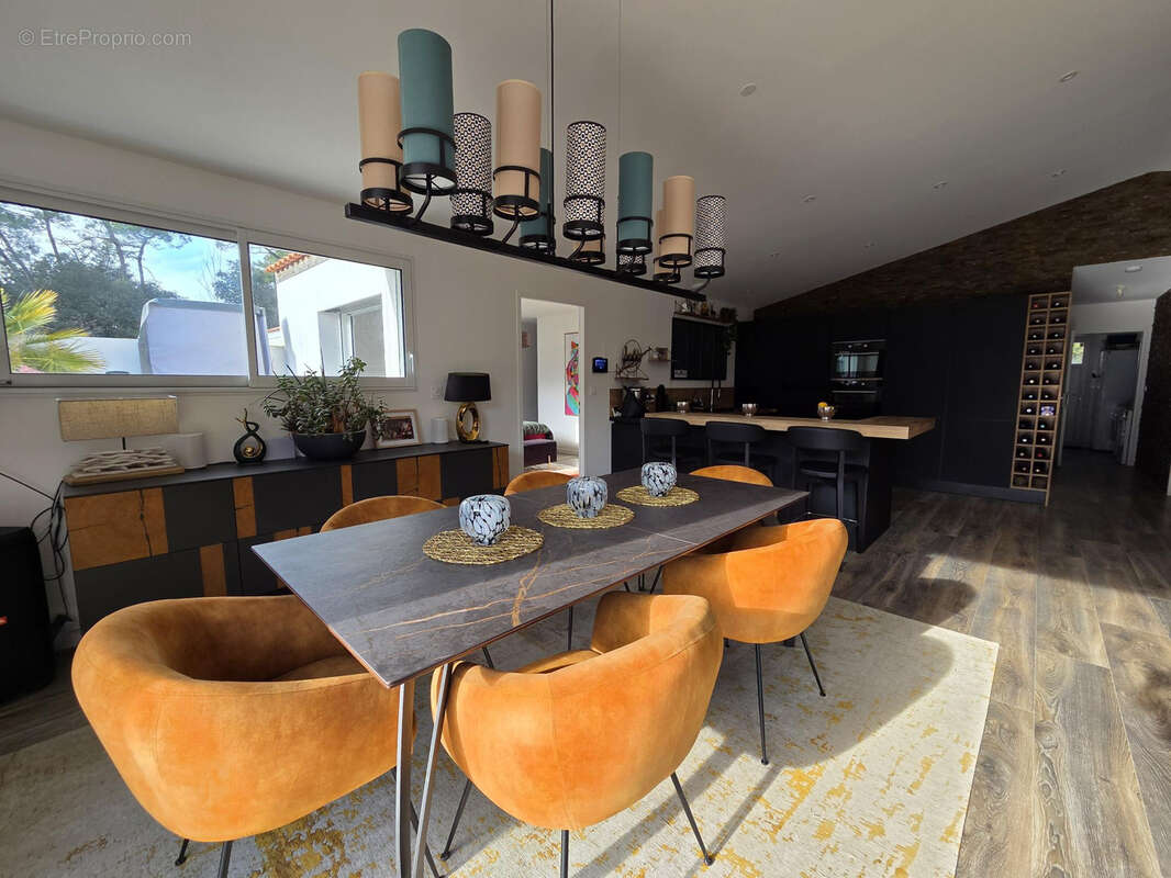 Maison à SAINT-HILAIRE-DE-RIEZ