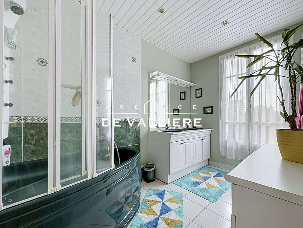 Maison Nanterre 5 pièce(s) 103 m2 - photo 10