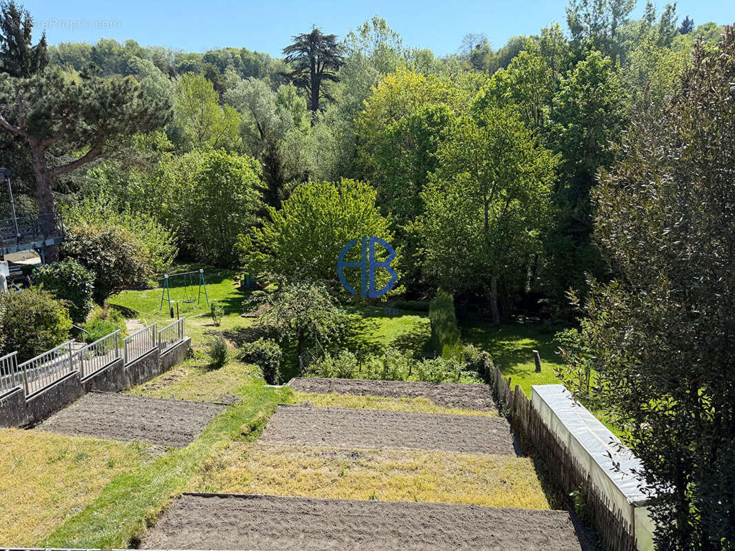 Maison à LES EPARRES