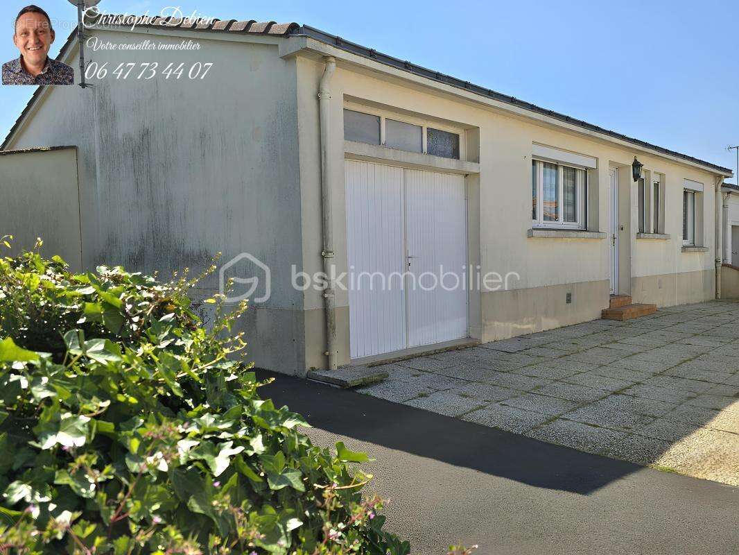 Maison à LES HERBIERS