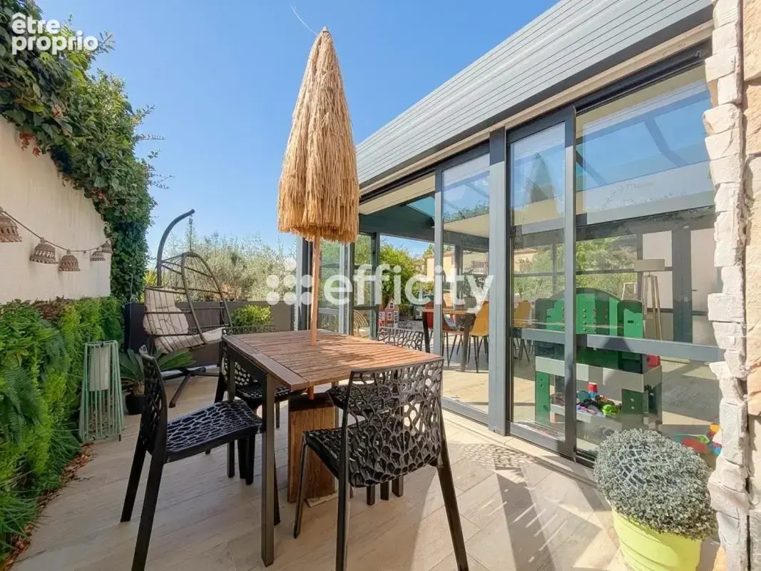 Maison 10 pièces 220 m² à vendre à Marseille-11e (13011) - photo 4
