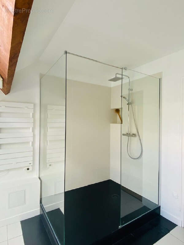 Maison à BURES-SUR-YVETTE