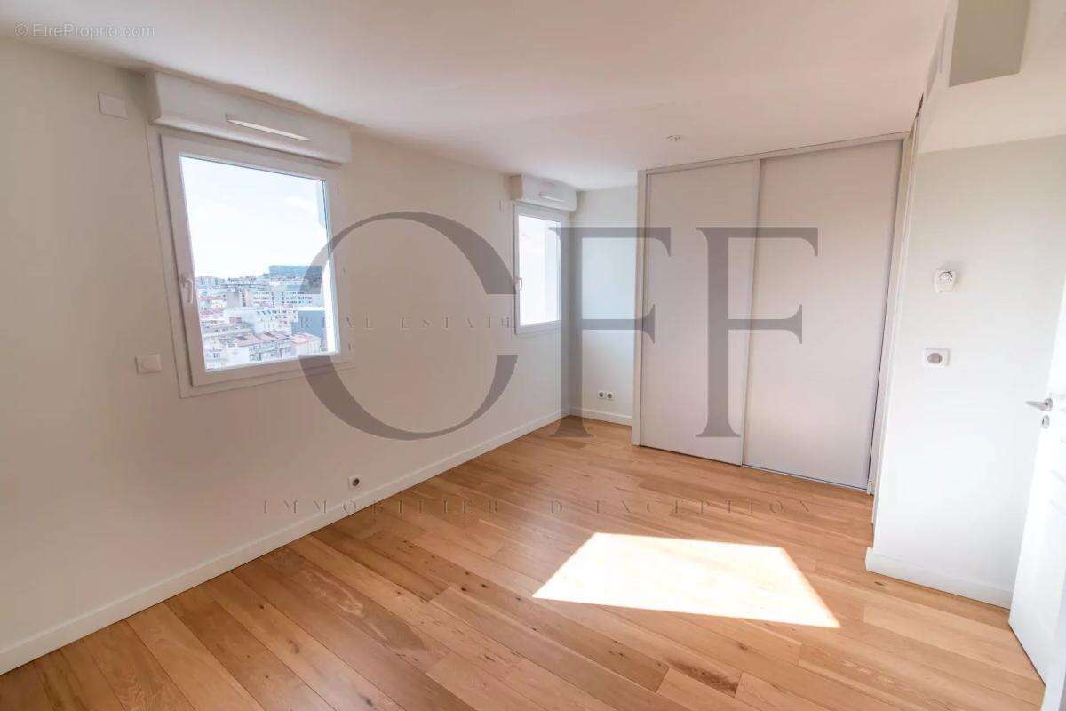 Appartement à MARSEILLE-8E