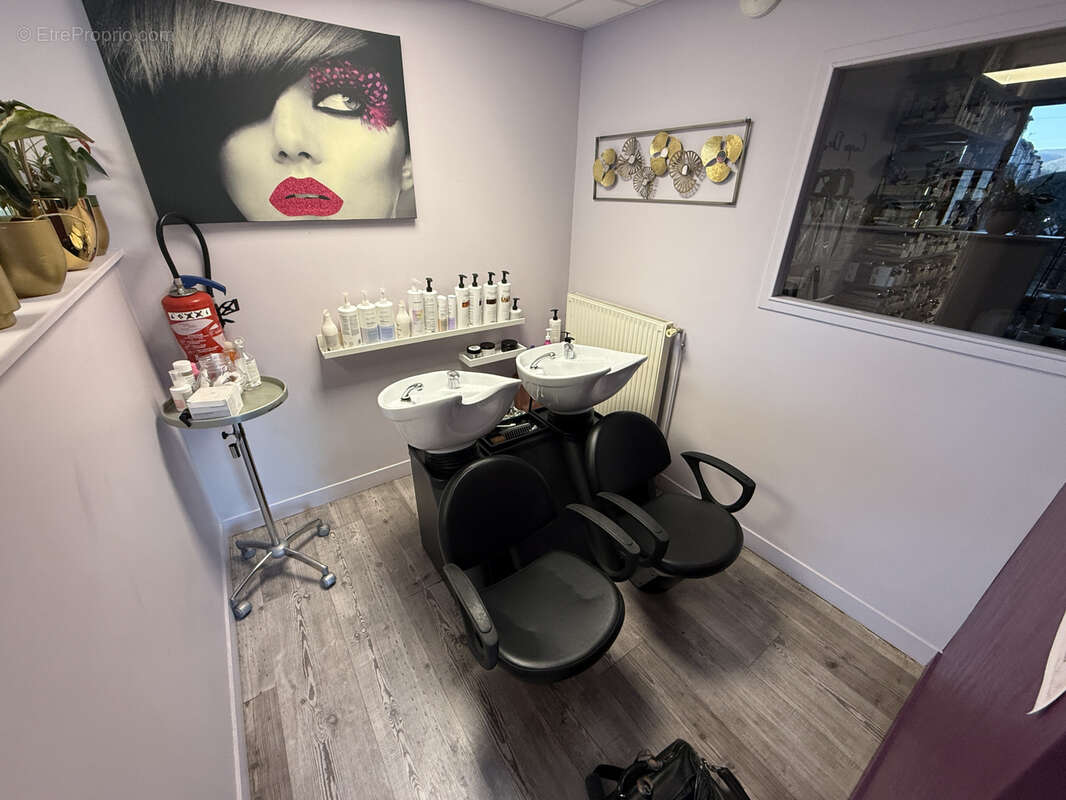 Maison à SAINT-GEORGES-DE-LUZENCON