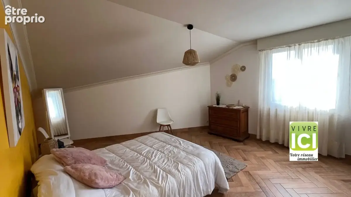 Maison Divatte Sur Loire  4 ch 206 m2 - photo 11