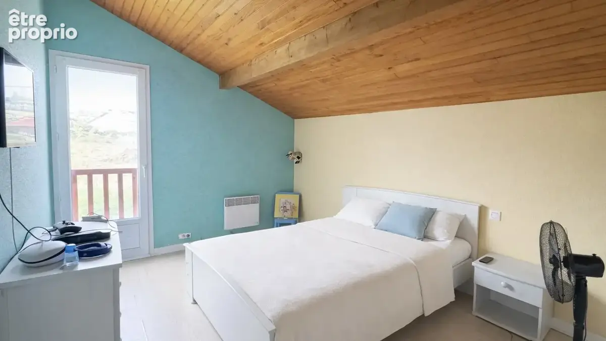 Larressore  maison basque 153 m²  5 chambres  terrain piscinable - photo 14