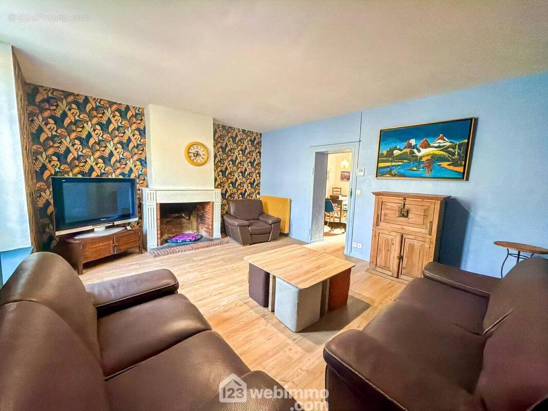 Salon - Maison à CUREL