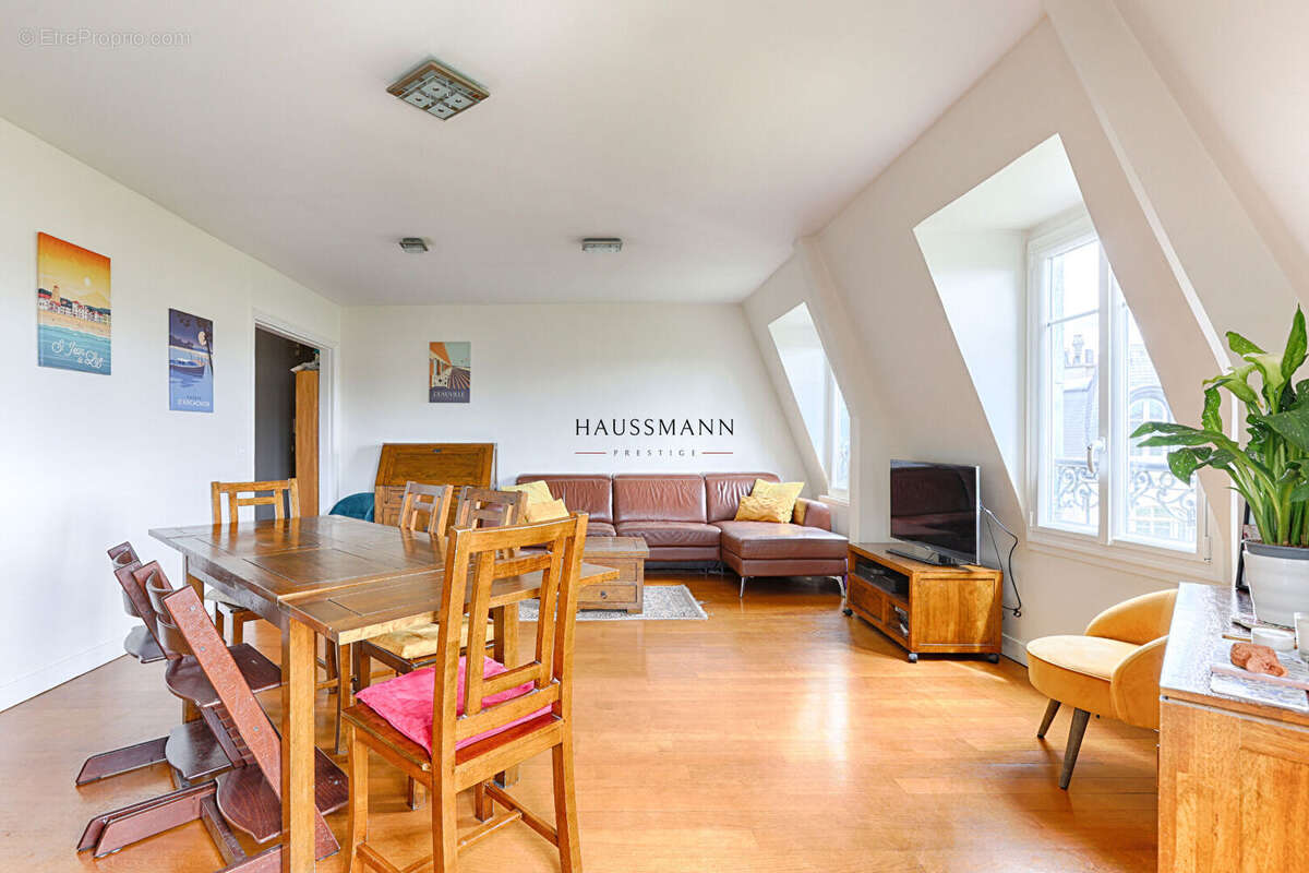 Appartement à PARIS-6E