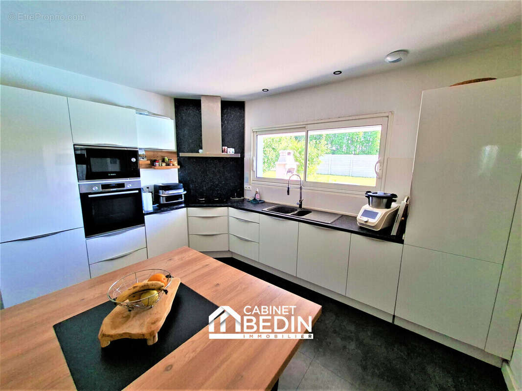 Maison 140 m² à Candresse  - photo 2