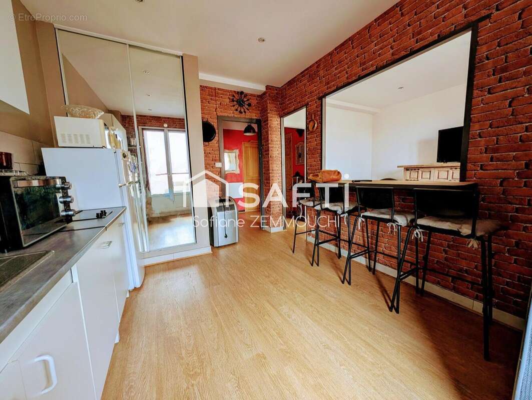 Photo 3 - Appartement à MARSEILLE-7E