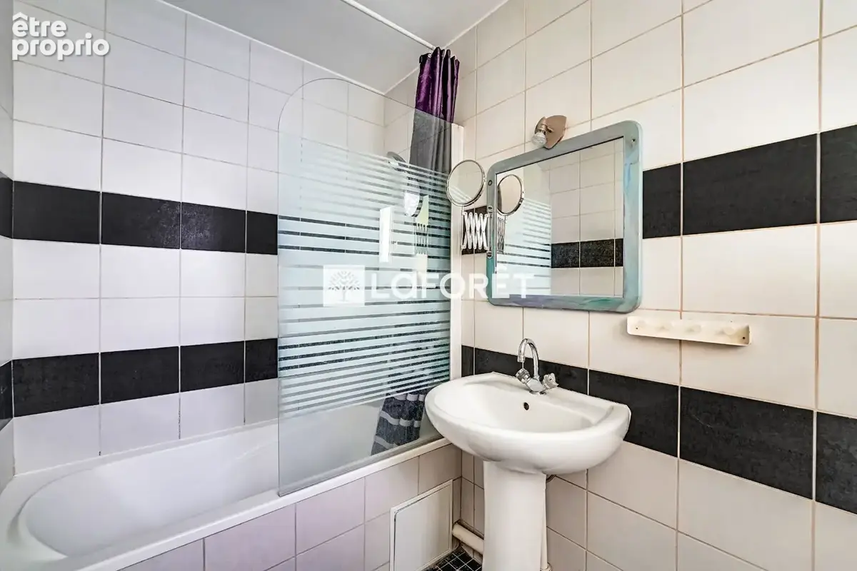 Appartement Paris 1 pièce(s) 36m2 - photo 14