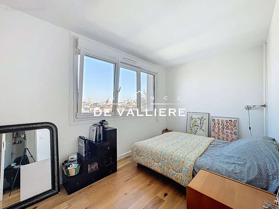 Appartement à NANTERRE