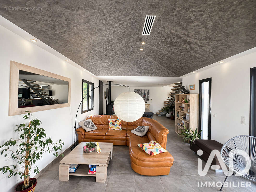 Maison 200 m² à Bagnols-Sur-Ceze  - photo 9