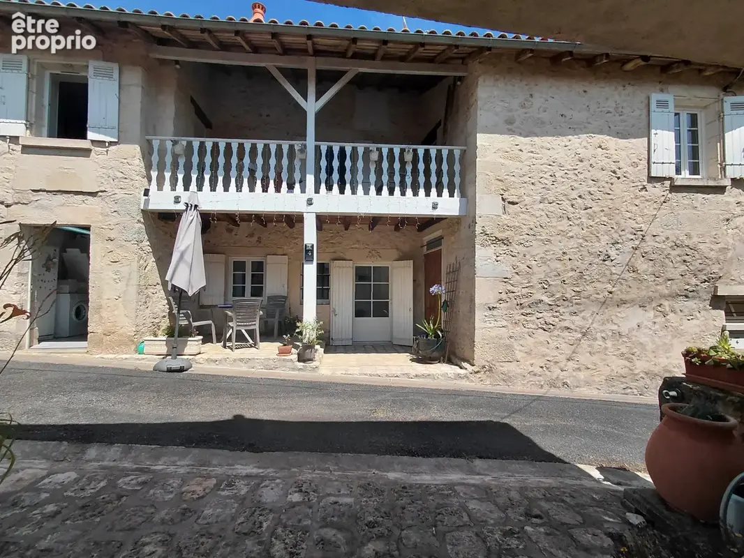 Proche du Château, Maison en pierre à Château l'Evêque - photo 3