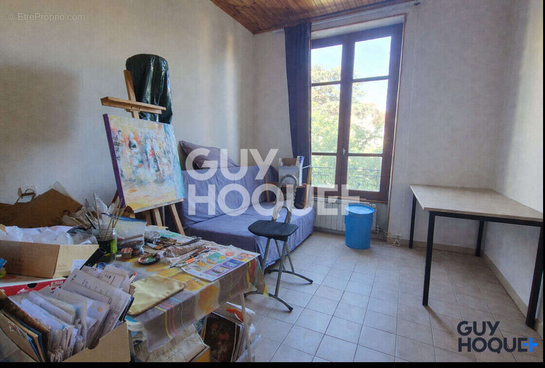 Appartement Saint Fons - Proche Tramway T10 - 4 pièces - 83 m2 - photo 6