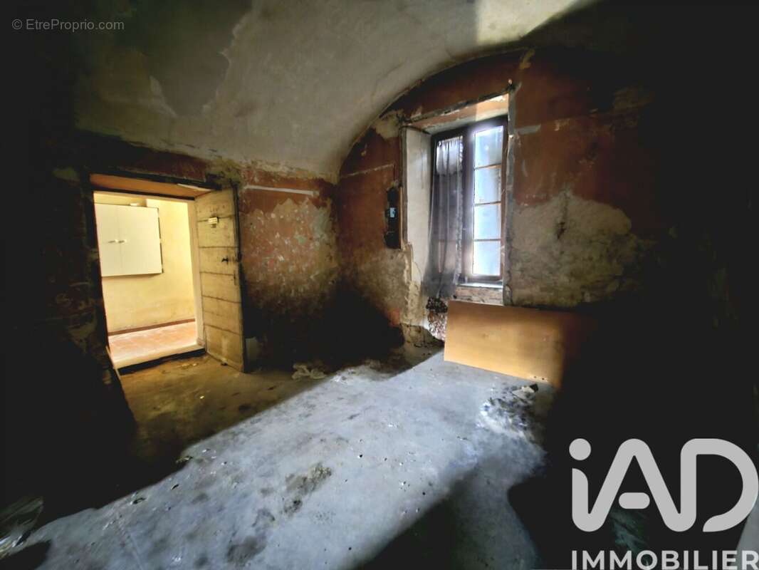 Photo 2 - Appartement à BAGNOLS-SUR-CEZE