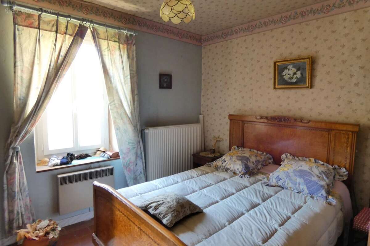 Maison à SAINT-EMILAND