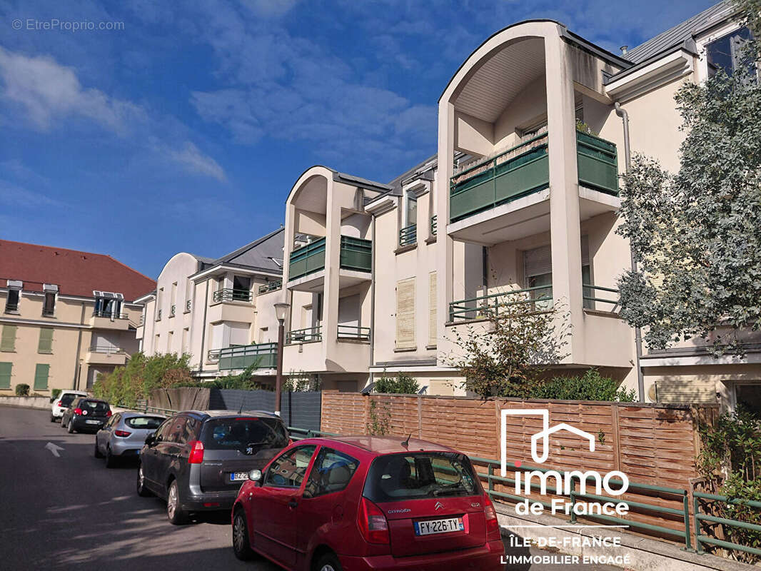 Appartement à MONTIGNY-LES-CORMEILLES