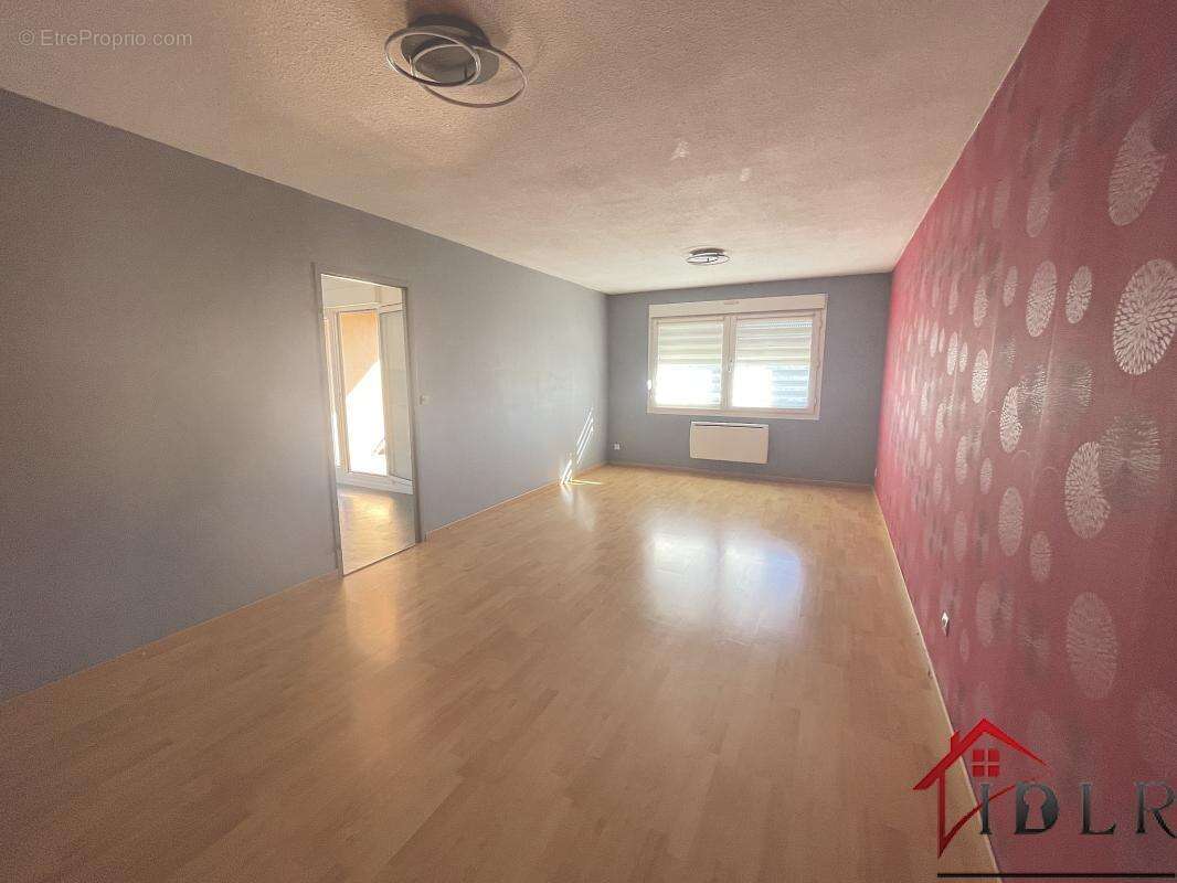 Appartement T4 avec terrasse couverte - photo 10